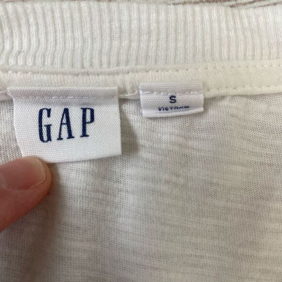 Gap vneck Longsleeve batwing top white sz S women - Picture 12 of 12